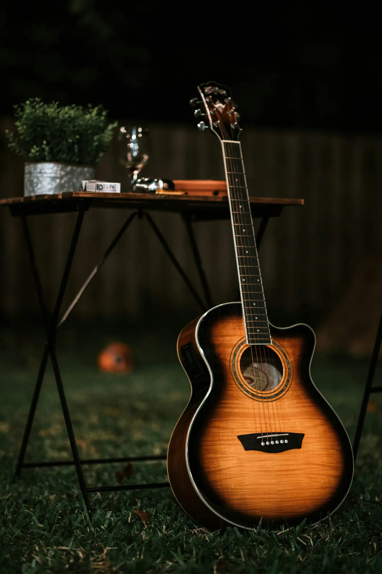 Guitare acoustique folk « Thoré »
